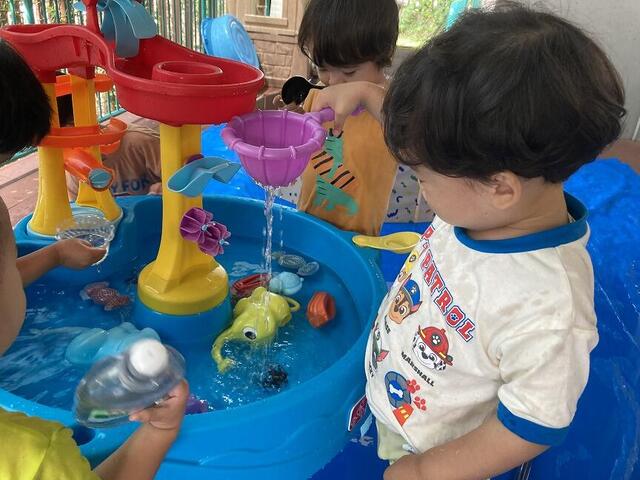水あそび(本園 もも)