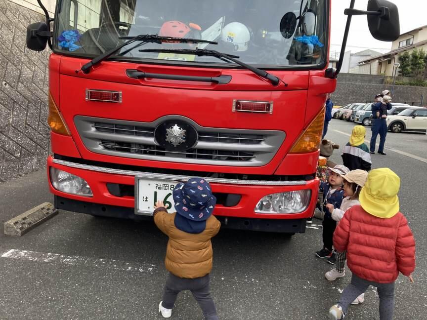 はたらくくるま②消防車（分園）