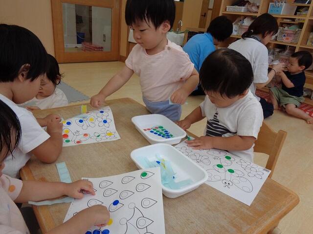 シール貼り（分園）