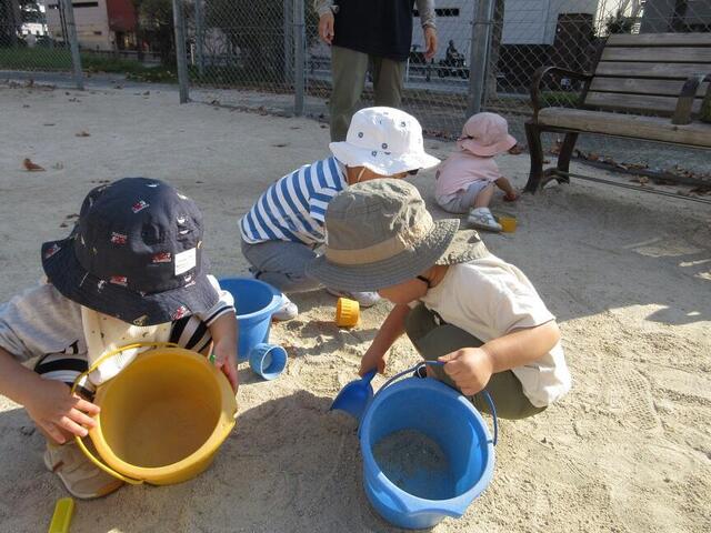 砂あそびをしました（分園）