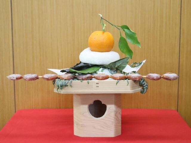 鏡餅を飾りました（本園）