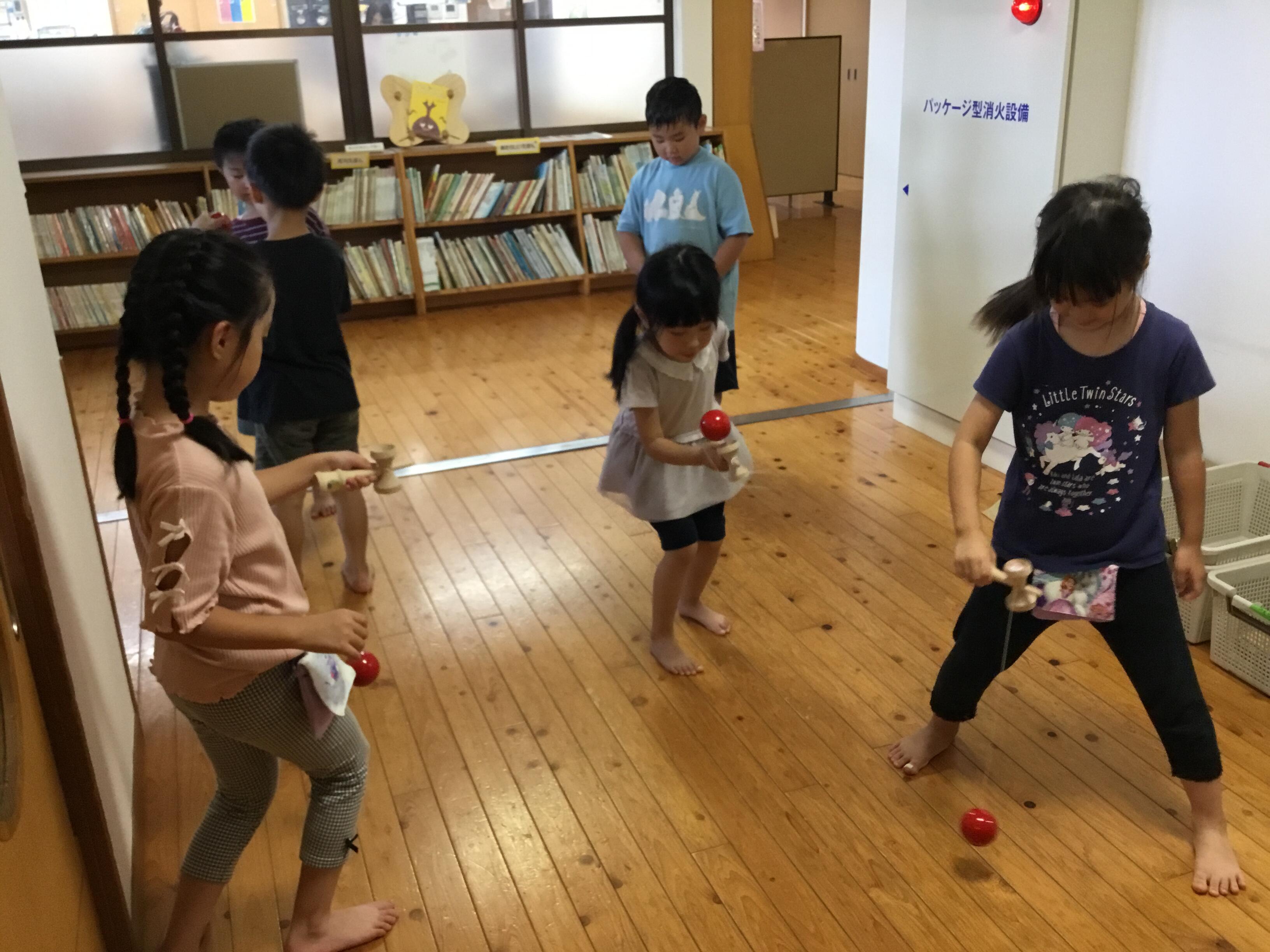 けん玉（本園　つくし組）