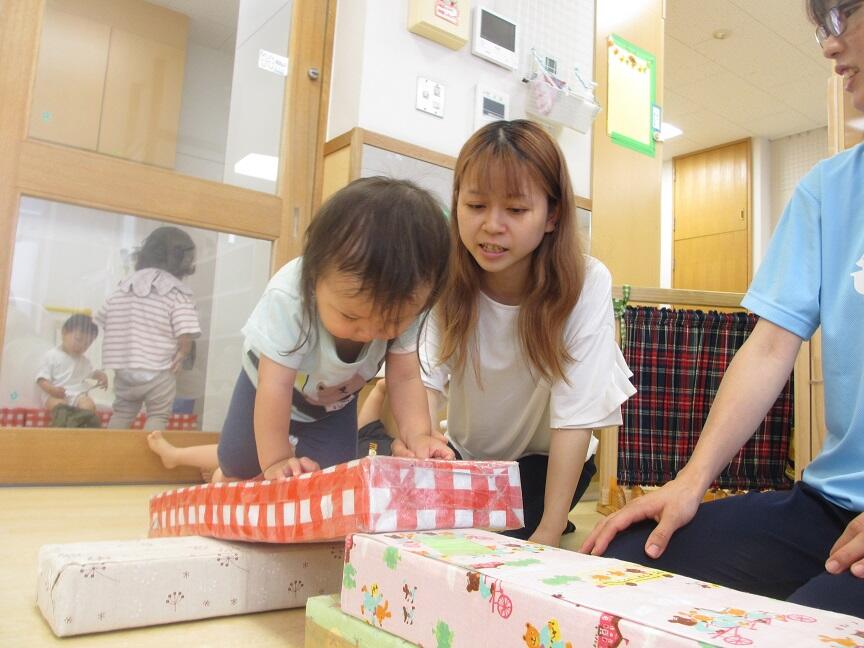 一日保育士さんが来てくれました。　（市川）