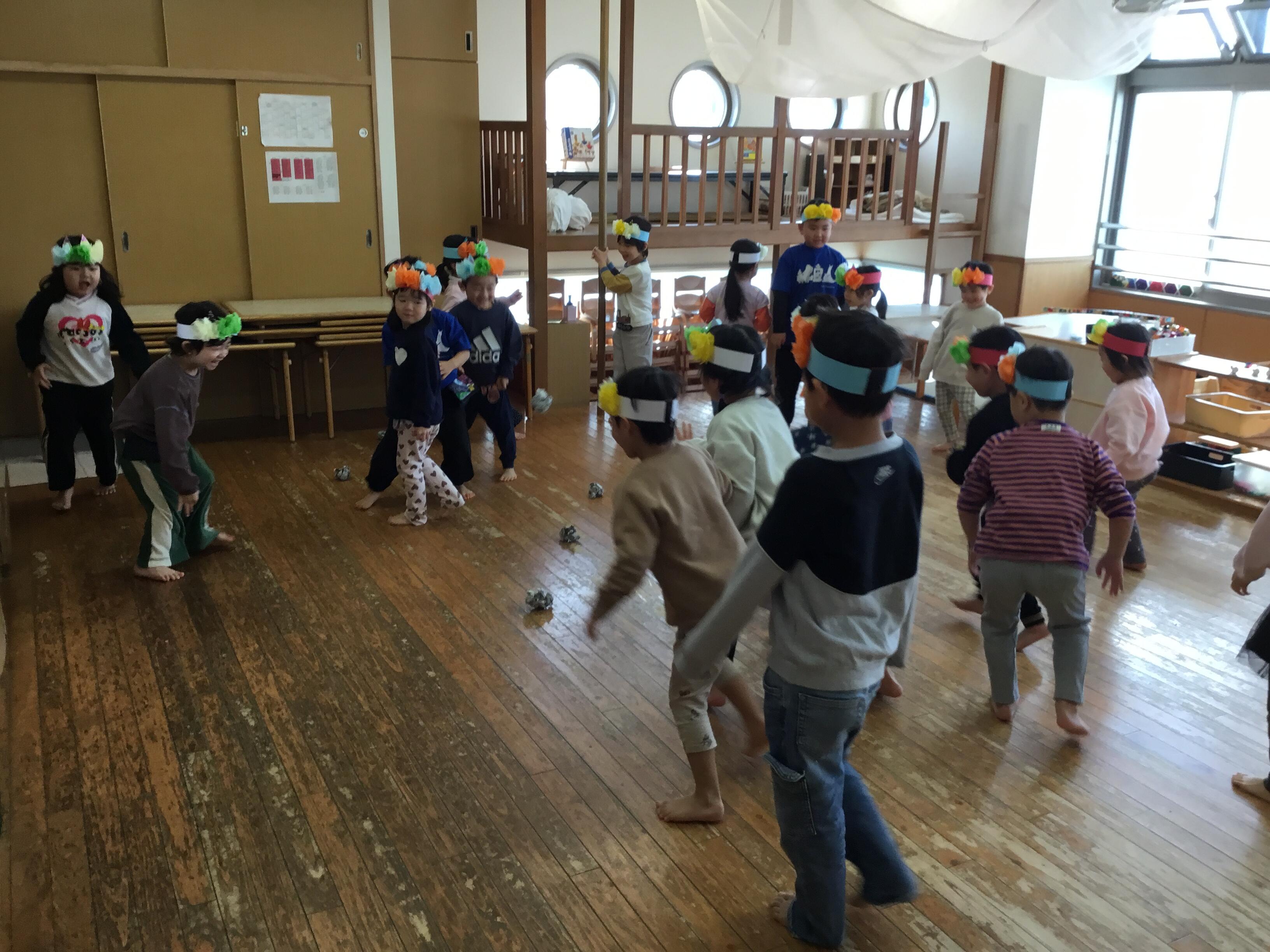 「豆まきごっこをしました。」（本園　つくし組）